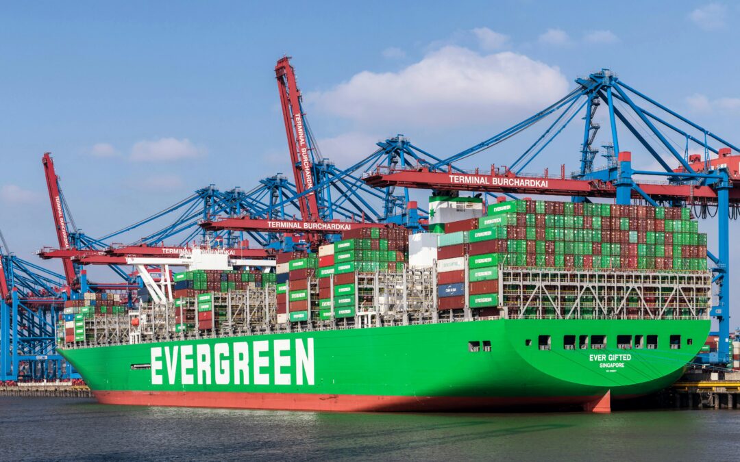 Senators Push Bill to Exempt Small Businesses From Canada Tariffs