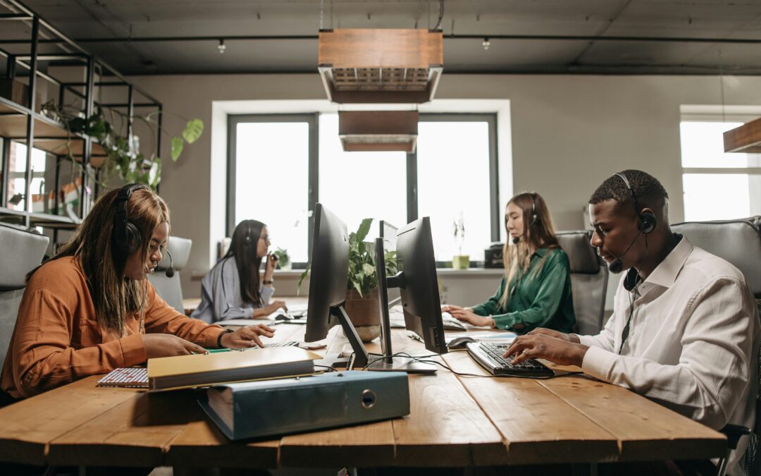 Korn Ferry: ‘Job Hugging’ Replaces Job Hopping in Today’s Market