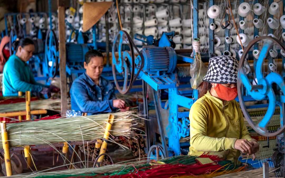 Over 1,200 Illinois Workers Face August Layoffs Across Multiple Industries