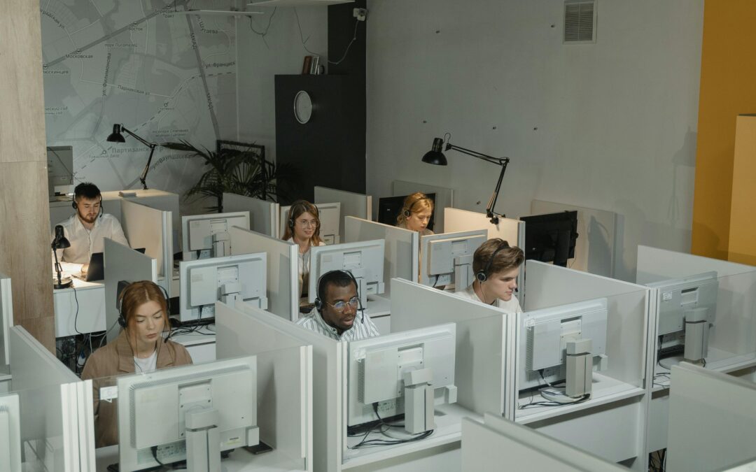 ISM Data Shows U.S. Services Sector Stalls in July, Raising Economic Concerns